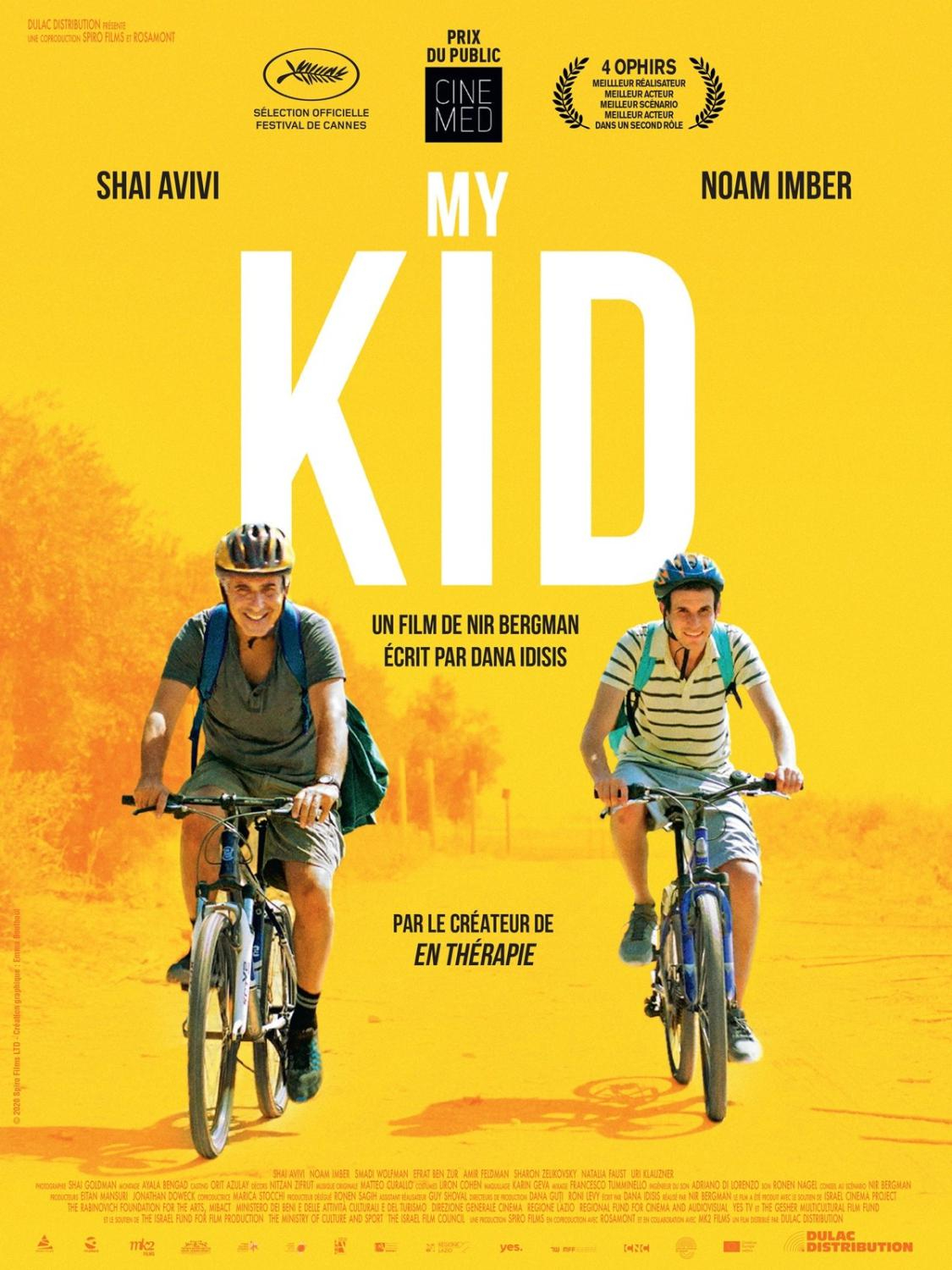 Affiche du film My Kid de Nir Bergman. Sur fond jaune, un père et son fils sont à vélo, de face et souriants.