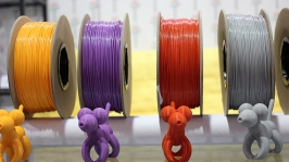 Bobines de filaments avec des chiens en 3D